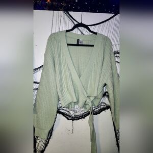 ✨️H&M Pale Mint Cropped Tie-Front Knit Cardigan💚